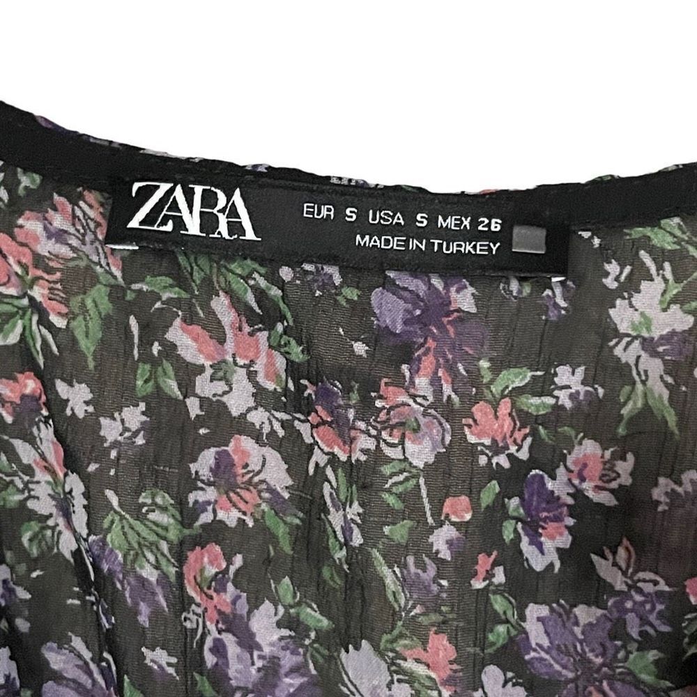 Zara Cropped Blouse Floral Long Sleeve Ruffle V Neck Small - Picture 7 of 7